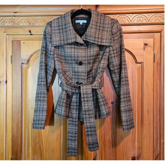 ANTONIO MELANI Jackets & Blazers - Antonio Melani Brown Plaid Belted Wool Blend Peacoat Excellent Condition Size 0‎